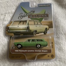 Greenlight Estate Wagons 1968 Plymouth Satellite Station Wagon 1:64 Diecast