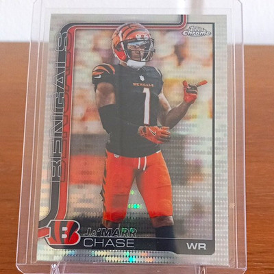 Topps Chrome 2025 Ja'Marr Chase Cincinnati Bengals Pulsar Refractor NFL #58