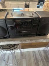 Sony CFD-510 Boombox Mega Bass Potrable Radio/CD/ Cassette Works  Parts/repair