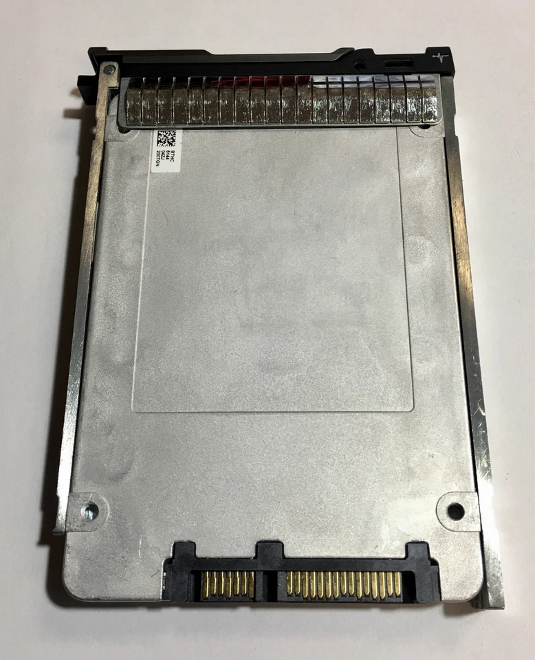 *Intel 03481G 200GB SSD 2.5" SATA Model: SSDSC2BX200G4R DP/N: 3481G* - Image 2 of 3