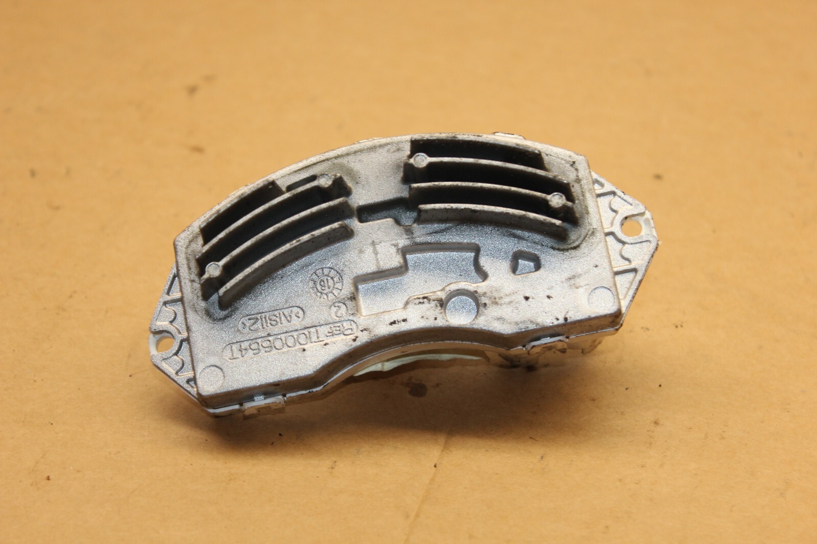 2009 BMW E90 Blower Motor Regulator Resistor T1000664T OEM for sale