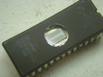 Fujitsu MBM27C512-20 Eprom,  Has been Erased