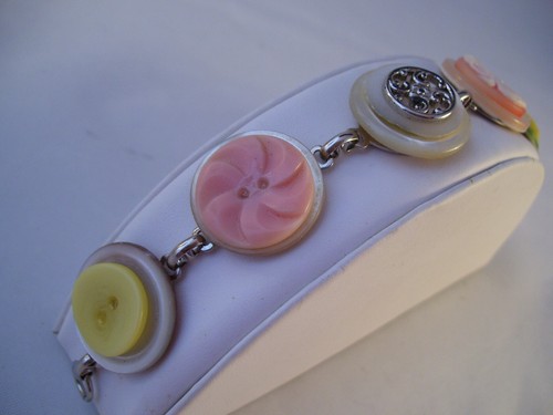 Stacked Vintage Button Bracelet Rose Cameo Floral Hand Made Wearable Art OOAK - Picture 3 of 6