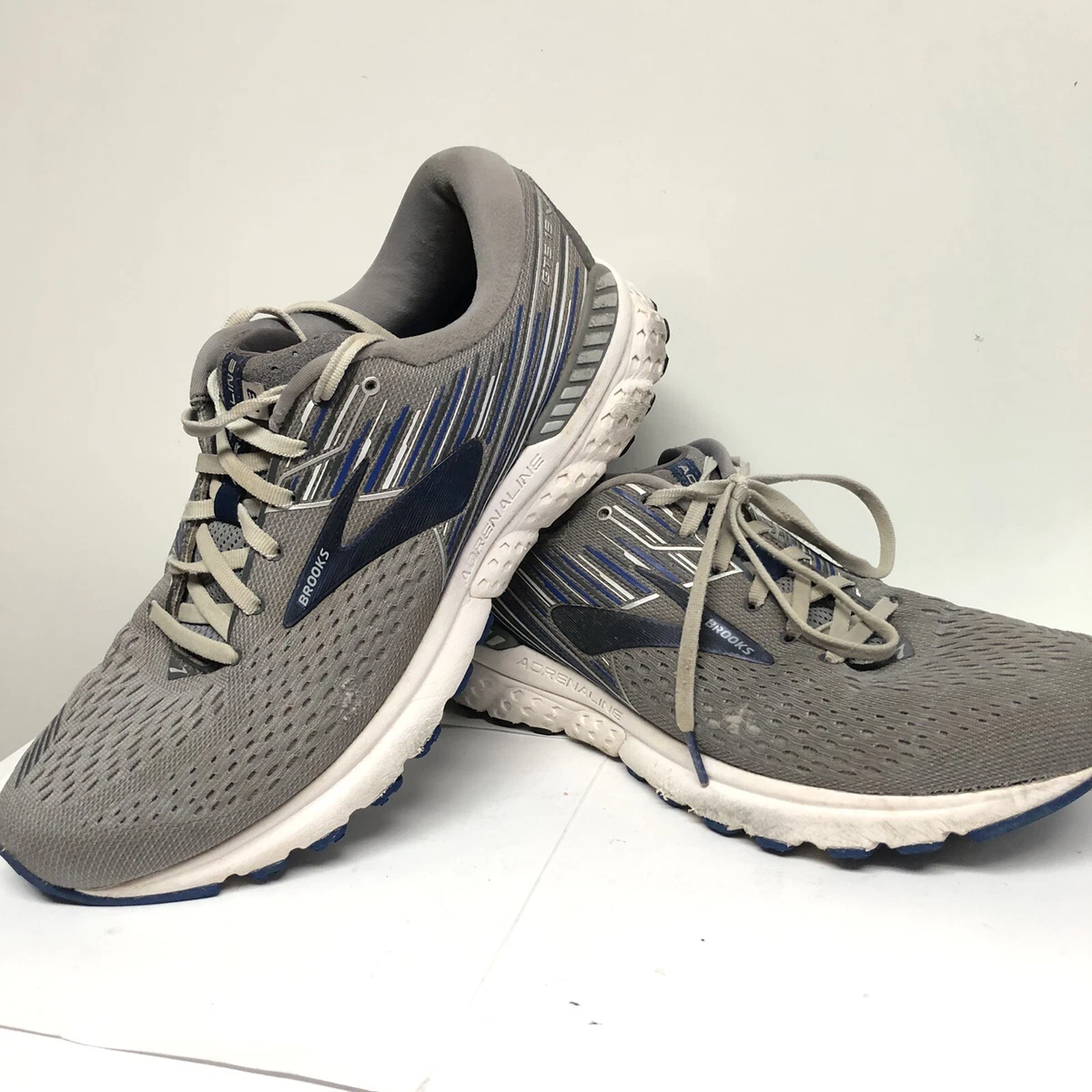 Brooks adrenaline shop gts 19 stability