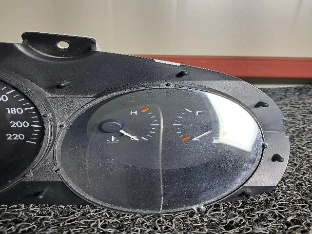 Chevrolet Magnus Classic L6 2006 2 grupos de instrumentos Diamond 96423015 Foto 4 de 4