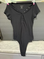 American Eagle Ribbed Henley Short Sleeve Bodysuit in Black