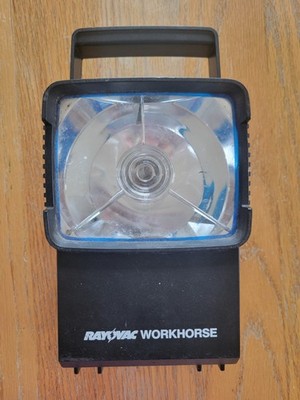Flashlight Emergency RAYOVAC WORKHORSE Lantern Red Flashing Vintage No Battery