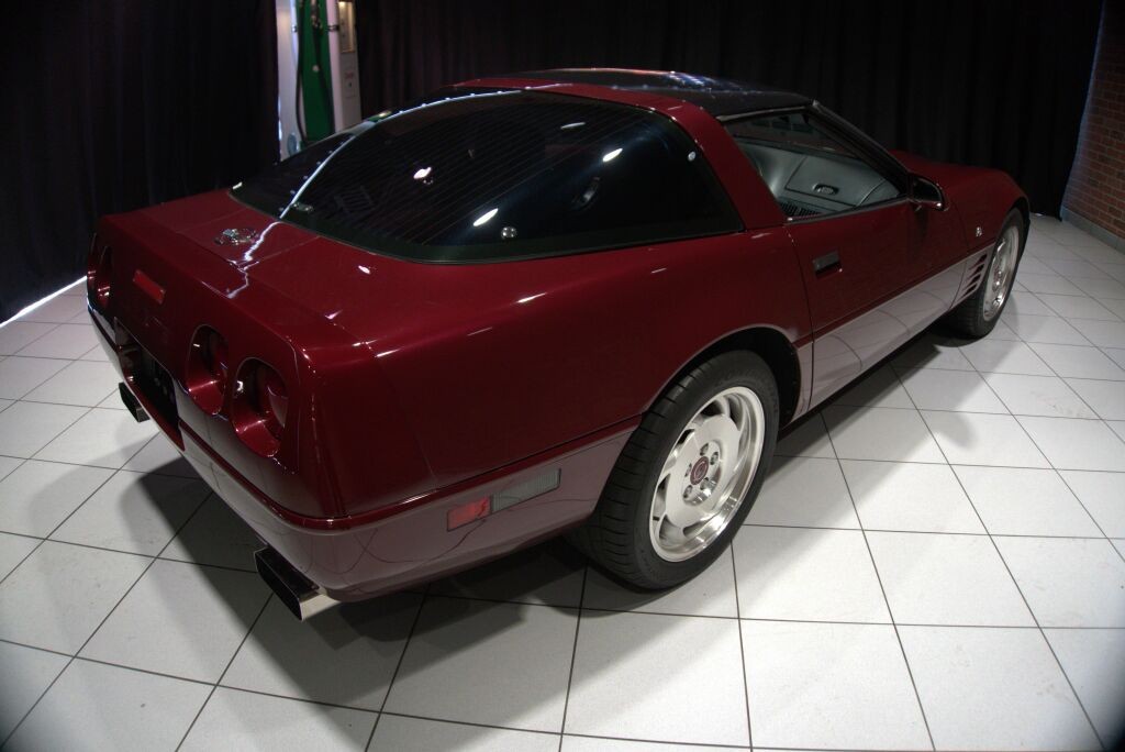 1993 Ruby Red Chevrolet Corvette   | C4 Corvette Photo 5