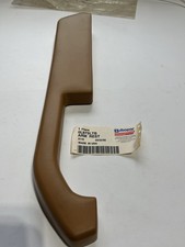 Nos Dodge 0l875ltb Driver Side Arm Rest For Ram 1500 2500