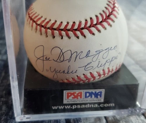 Joe DiMaggio Signed Official National League Baseball PSA/DNA LOA #Z09670