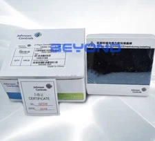 1PC NEW Johnson T8200-TB21-9JR0 LCD touch screen Temperature Controller