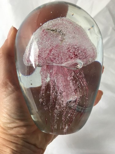 Jellyfish Art Glass Paperweight Pink with Inclusion Large 6" Tall - Picture 8 of 12