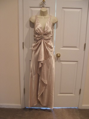 NWT $178 SEDUCTION CHAMPAGNE SATIN FORMAL GOWN SIZE 1-2