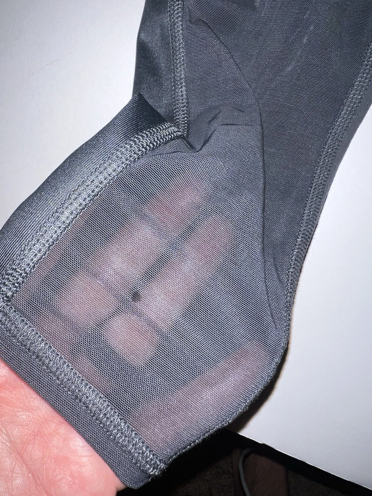 alo-yoga pull on skinny mesh leggings