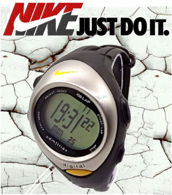 NIKE TRIAX Uhr sdm 100 lap SM0004-001