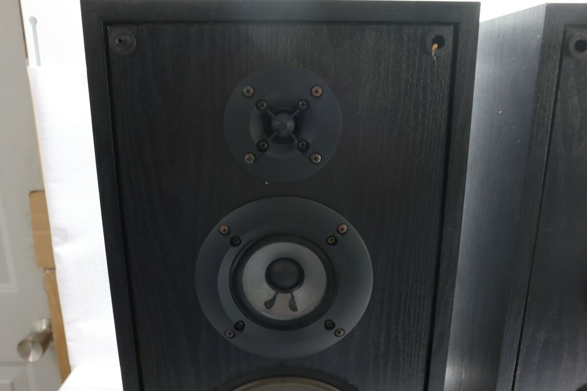 Used Black Altec Lansing Model 95 Vintage 3-Way Stereo Used Black Altec Lansing Model 95 Vintage 3-Way Stereo