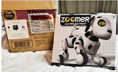 Original Spinmaster Zoomer Dog - new in box 