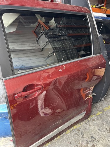 2011 - 2020 TOYOTA SIENNA REAR LEFT DRIVER SIDE SLIDE DOOR WINDOW GLASS OEM - Picture 5 of 8