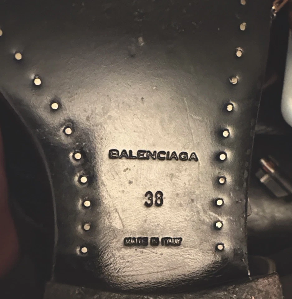 Botas de cuero para mujer Balenciaga Ceinture talla 38EU 8US excelente estado Foto 4 de 4
