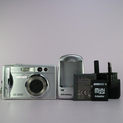Traveler Digital Camera DC-8300 8.1MP Silver Tested Full Working Set