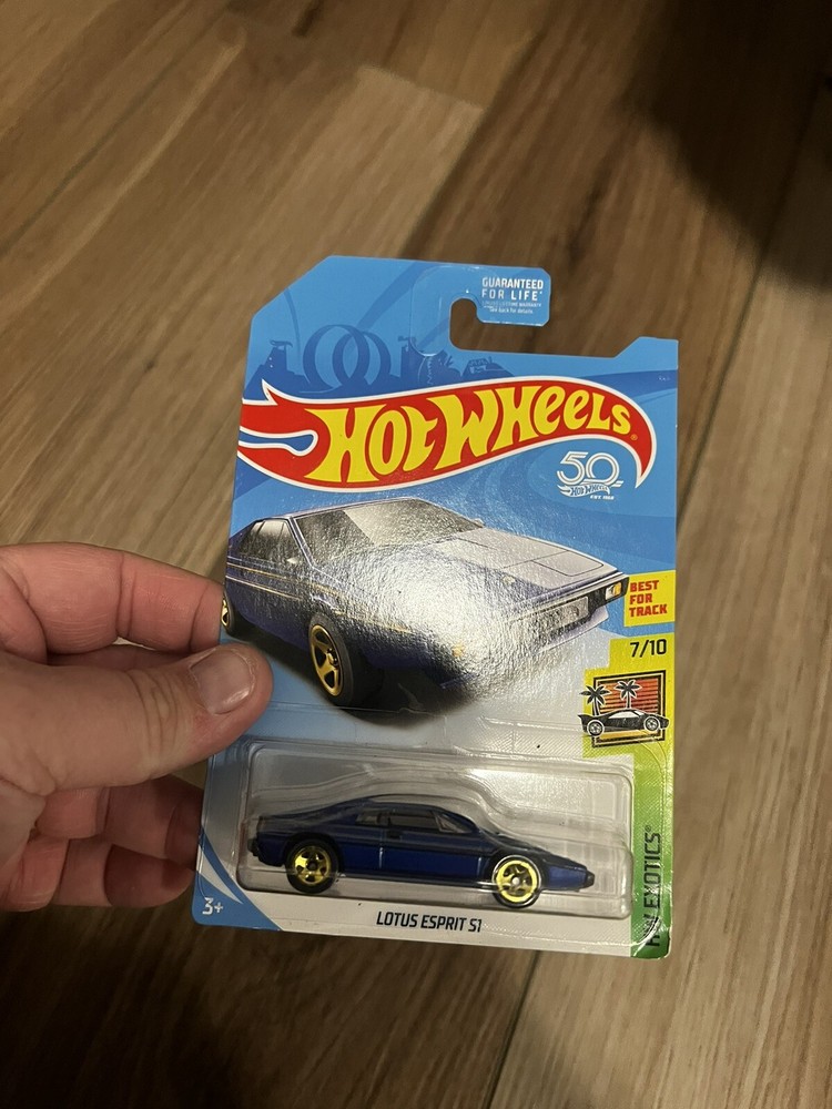 Hot Wheels 2018 HW Exotics 7/10 Lotus Esprit S1