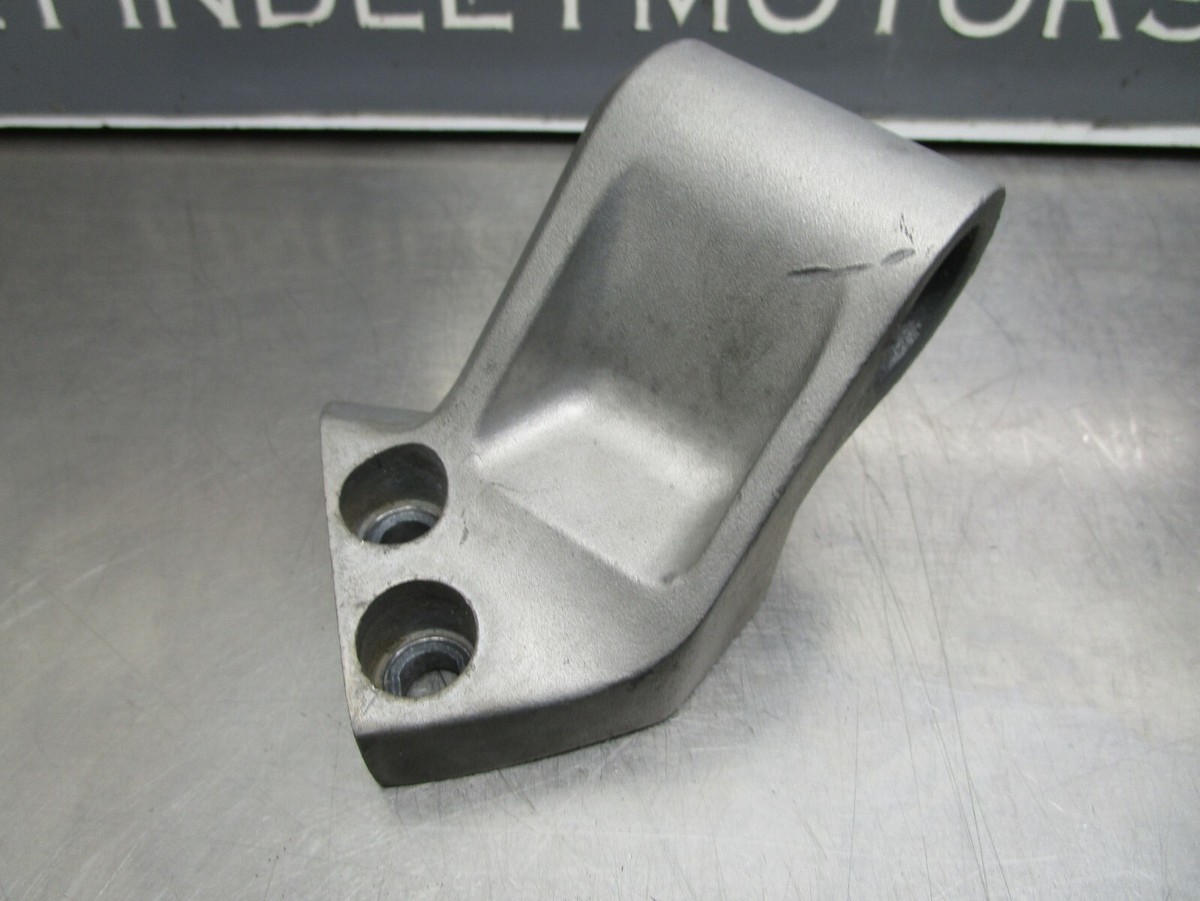 1990 Kawasaki Ninja ZX6 ZX600D Right Handle Bar Holder 46012