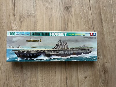 Tamiya 77510 - 1/700 Us Flugzeugträger Hornet (Waterline) - Neu