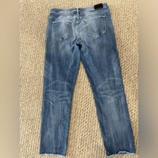 TRUE RELIGION Cora Mid-rise Straight jeans with fray