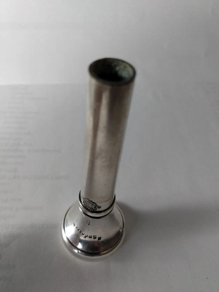 Boquilla trompeta plateada SELMER PARIS "ESPECIAL 5" DOBLE TAZA Foto 3 de 4