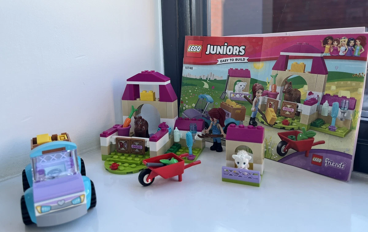 LEGO FRIENDS JUNIORS MIA S FARM. 10746. 100 COMPLETE WITH INSTRUCTIONS