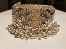 Antyczne srebrne naszywki vintage z początku 1990 roku zaprojektowane piękna bransoletka