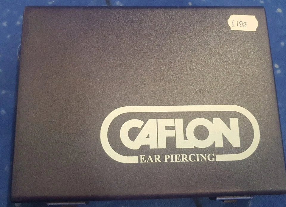 Pistola perforadora de metal Caflon Blu con manual  Foto 3 de 4