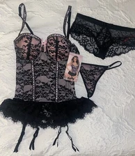 Lingerie Lot Corset/Bustier Garter Set Women's S Thong 2 PANTIES Midnight