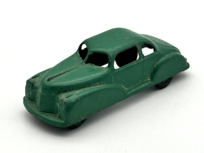 London Toy Master Deluxe 5 Passenger Coupe - Green No. 14