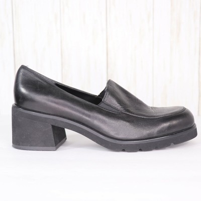 ladies black leather loafers size 7