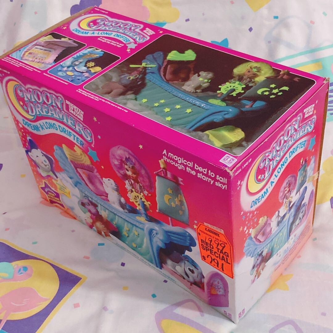 Moondreamers Retro Fancy Toy Playset Spank Mint Edition