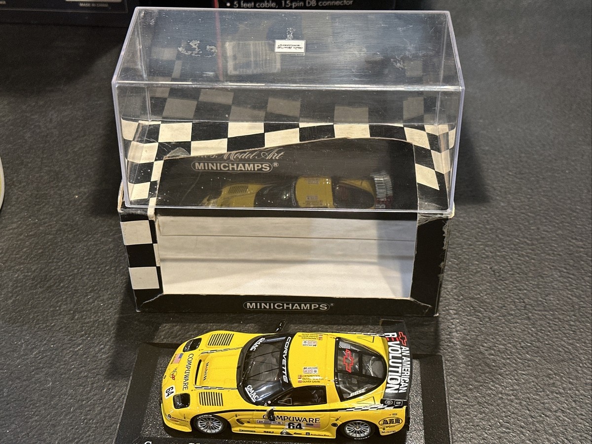1/43 Minichamps Corvette C5R 24H Le Mans 2004 Winners Gavin