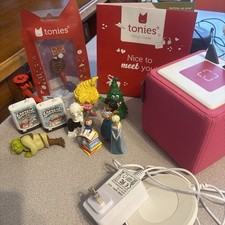 Tonie music story Box pink And 11 Character Lot With Set Up Guide And Power Cord