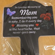 In Loving Memory of Mom Memorial Plaque with Butterfly and Roses
