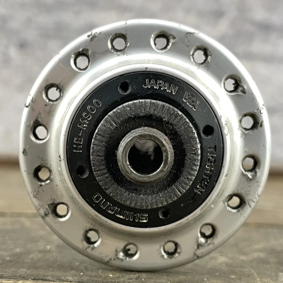 Mountain bike vintage Shimano XTR HB-M900 cubo frontal 32H prata anos 90 feita no Japão - Imagem 3 de 4