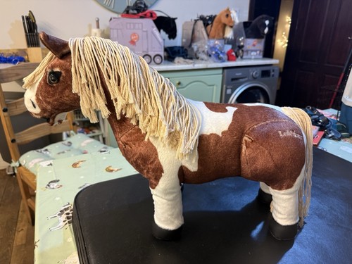 Lemieux Toy Pony Flash With Tack And Peacock Accessories - Picture 15 of 18