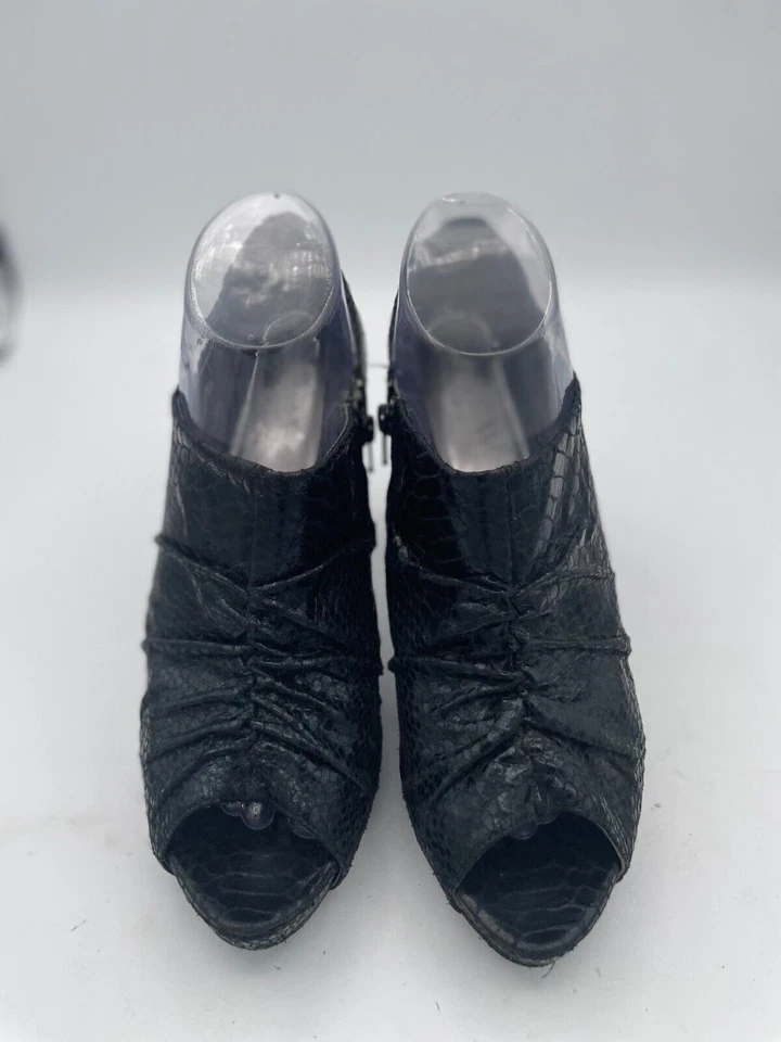 Botín de tacón Worthington para mujer talla 8,5 M negro imitación cuero punta abierta cremallera lateral Foto 2 de 4