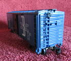 Mantua HO, Early 70056 B&M Boxcar on die cast chassis. Complete excellent shape — photo 5