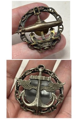Lot of 2 Vintage Soviet Navy Badges   Submarine & Naval Aviation USSR