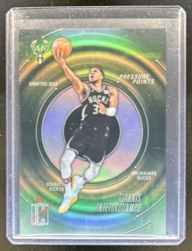2025 Topps Signature Giannis Antetokounmpo Base (RAW)