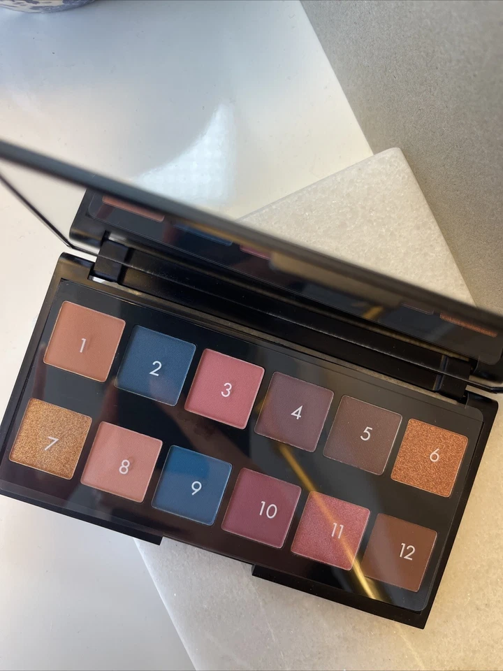 Sleek MakeUP i-Divine Eyeshadow Palette, 12 Shades in a Mix of Matte -High Flyer - Image 4 of 4