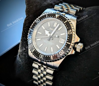 Fabulous Diver Black automatic Mod Watch 40mm  NH35A 24jewels Sapphire Excellent