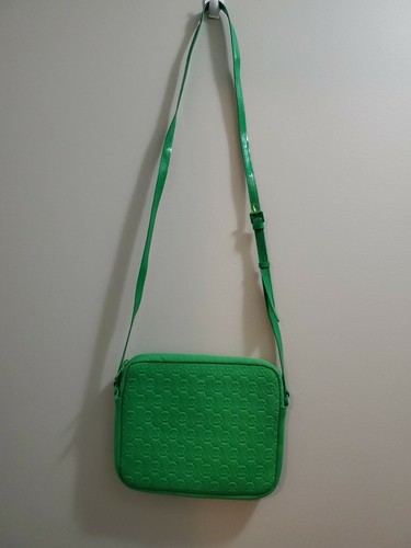 Michael Kors Green IPAD/Tablet Case WithShoulderStrap/EUC - Picture 6 of 9