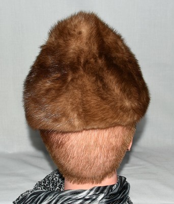 Vintage Mink hat has combs for hair Vintage Retro Mink Pill Box Hat Held on With Hair Combs With  main image 2