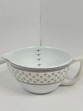Vintage M Kamenstein Flower Batter Bowl Measuring Cup Handle Pouring Spout 8 Cup